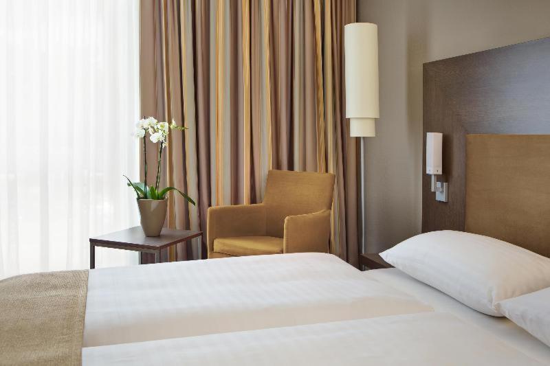 Intercityhotel Hotel